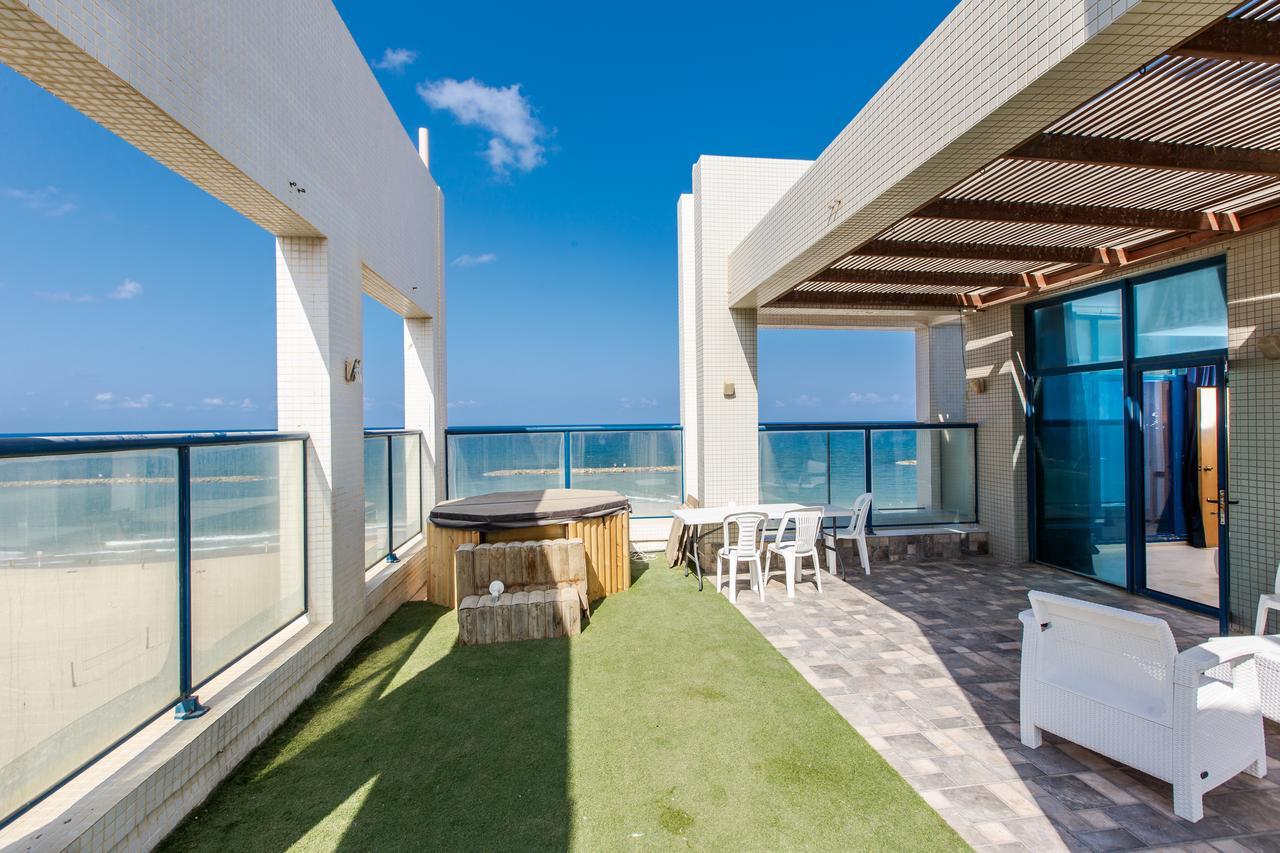 Ocean Front Apartments First Line To The Beach Tel Aviv Exterior photo